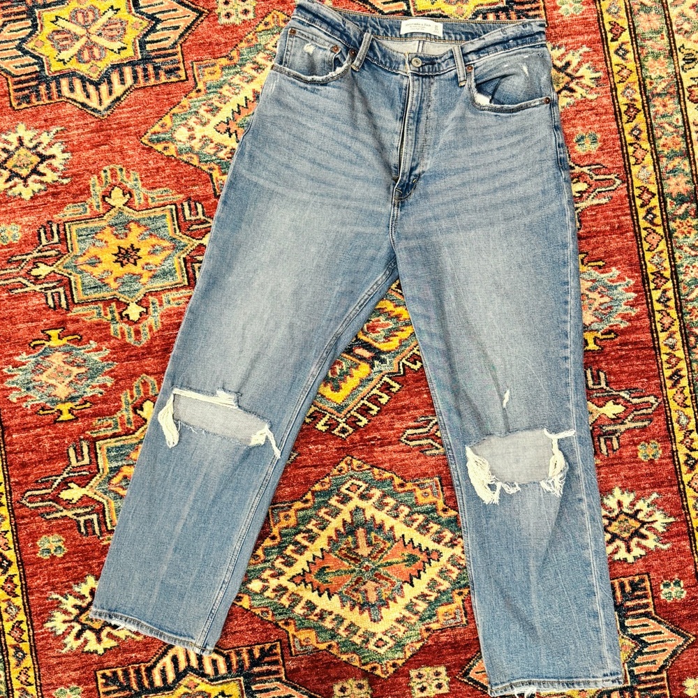 Abercrombie Ultra high-rise ankle straight jeans - 30 / 10R